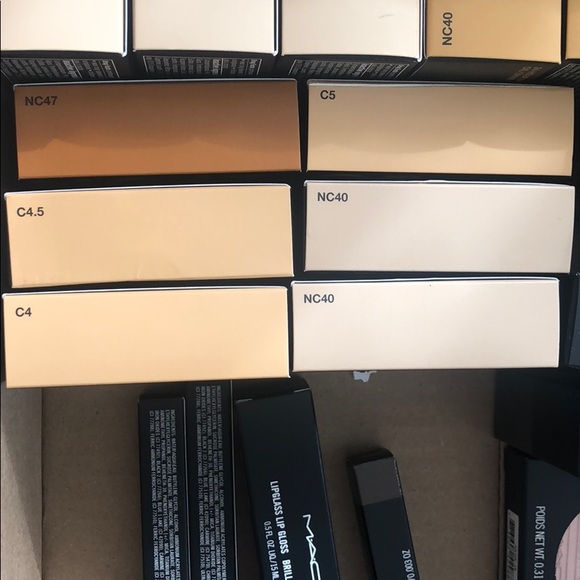 Studio fix powder plus foundation - Picture 3 of 4